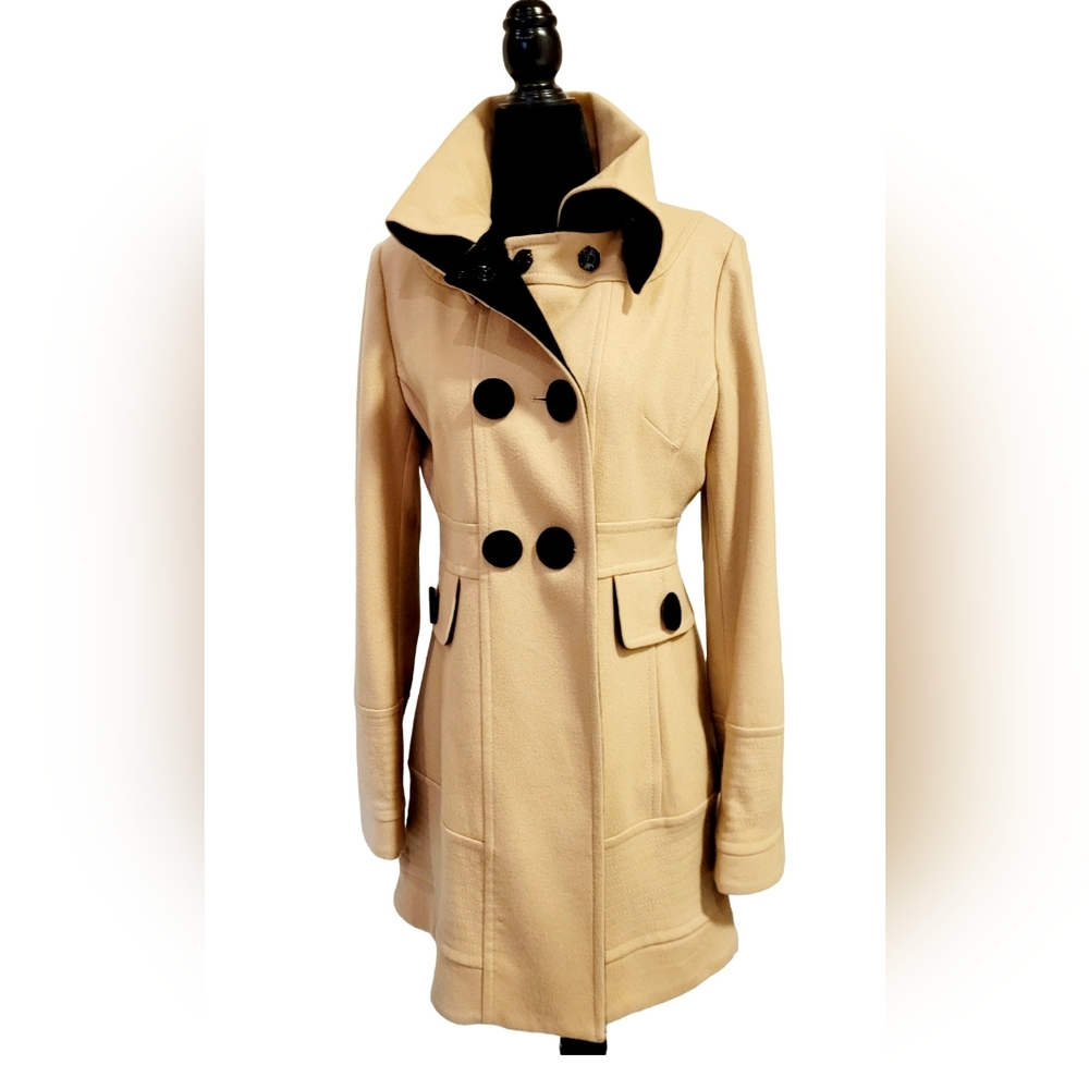 Laundry By Design Wool Beige/Tan Babydoll Coat with Black  Buttons, Lined Size M